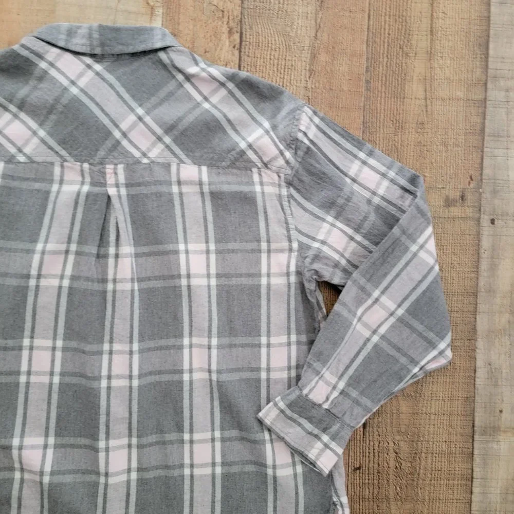 Time and Tru Gray and Pink Plaid Flannel Button Down Large - Picture 11 of 16